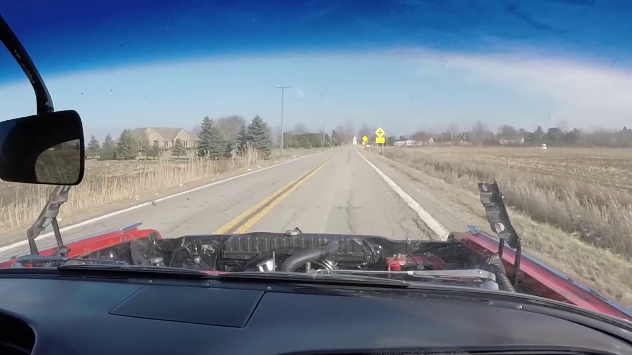Автомобиль Dave's 348 Tri Power 59 El Camino выехал на прогулку.