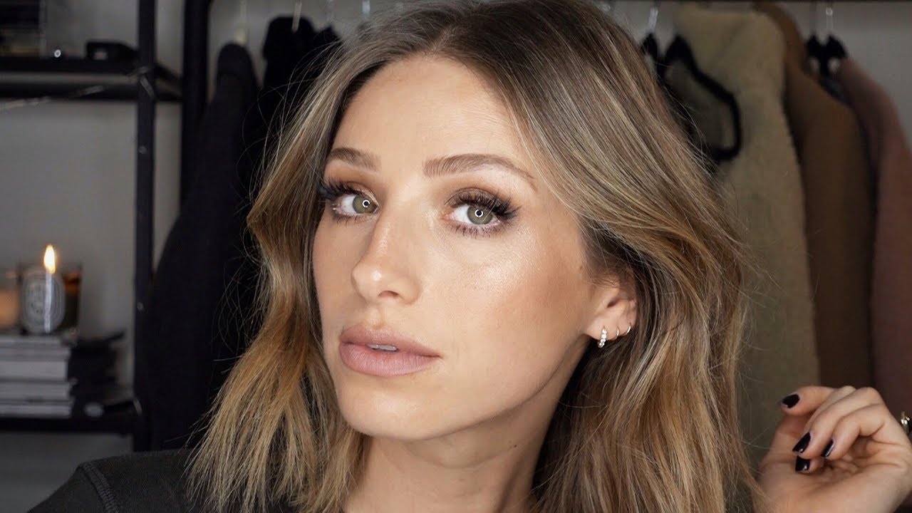 VICTORIA'S SECRET GLOWING MAKEUP AND SKINCARE ROUTINE | GRWM