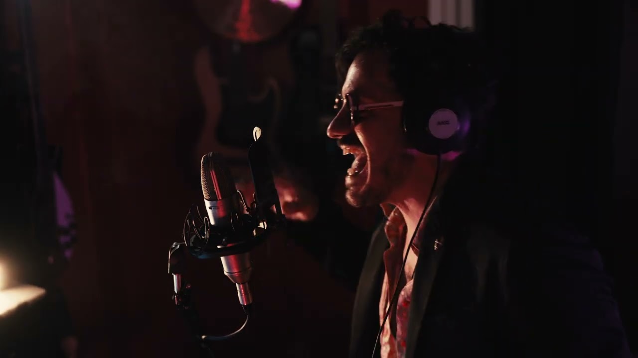 DRINKING TOO MUCH - KULHU & THE VIGILANTES JAMES LEG COVER
