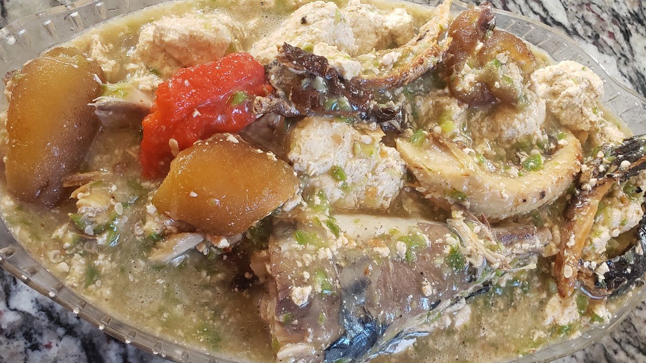How to cook Okra with melon seeds | Egusi and Okra soup | Cameroon Okra soup