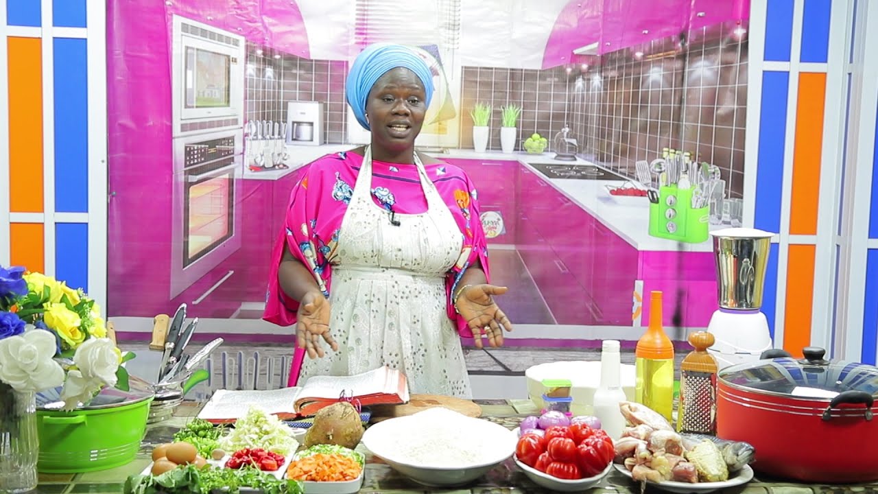 HOW TO PREPARE TURKEY BERRY RICE BY SOFOMAAME DORA AWUAH (2019 OFFICIAL VIDEO)
