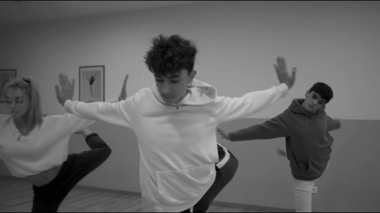 Mountains Will Dance - YEMEN BLUES // Centre de danse VBEG // Elsa GONON choreography
