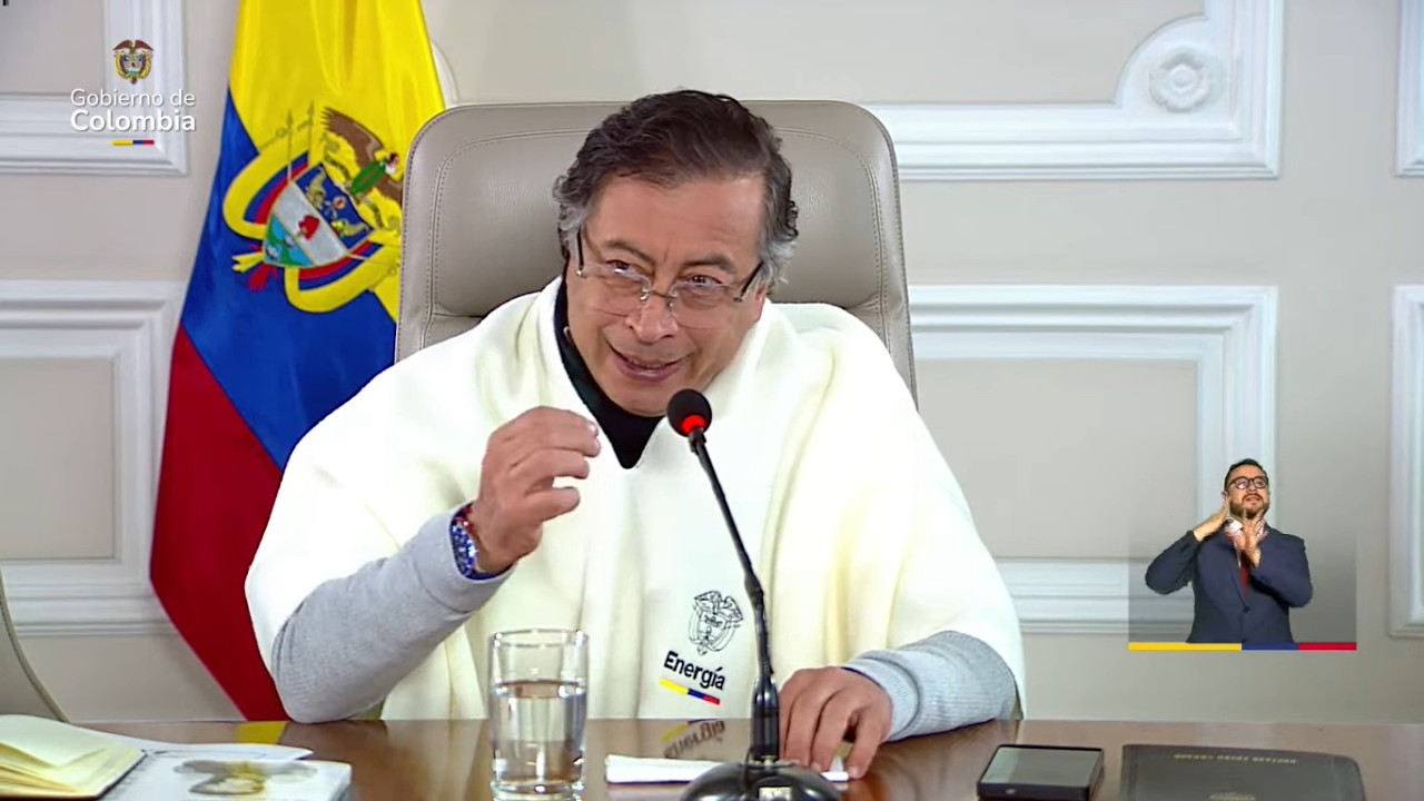 LOS DEJÓ PÁLIDOS ¡Temblaron Asustados o Iracundos! x ESTO QUE LES DIJO FRENTE A TODOS LOS MINISTROS