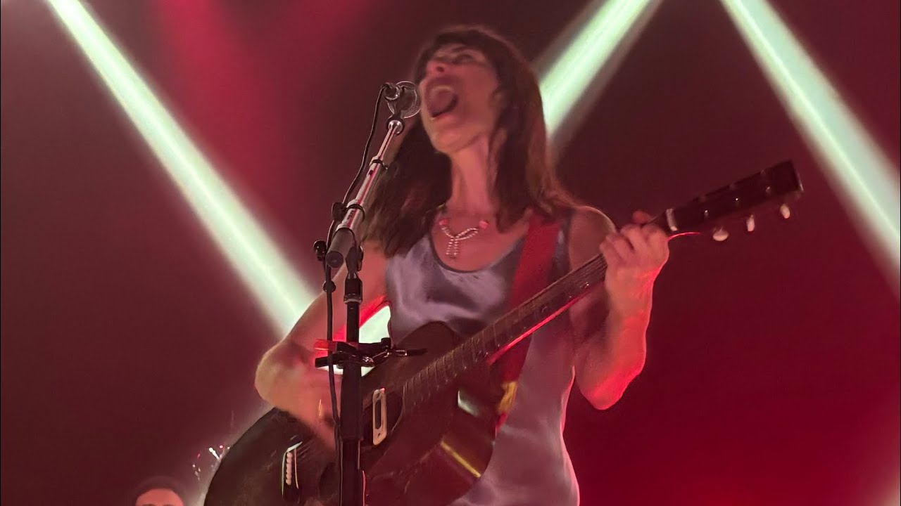 I Feel It All by Feist (Live in Toronto)
