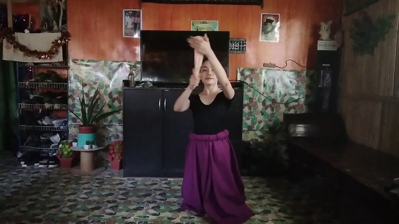 Chinese Fan Dance