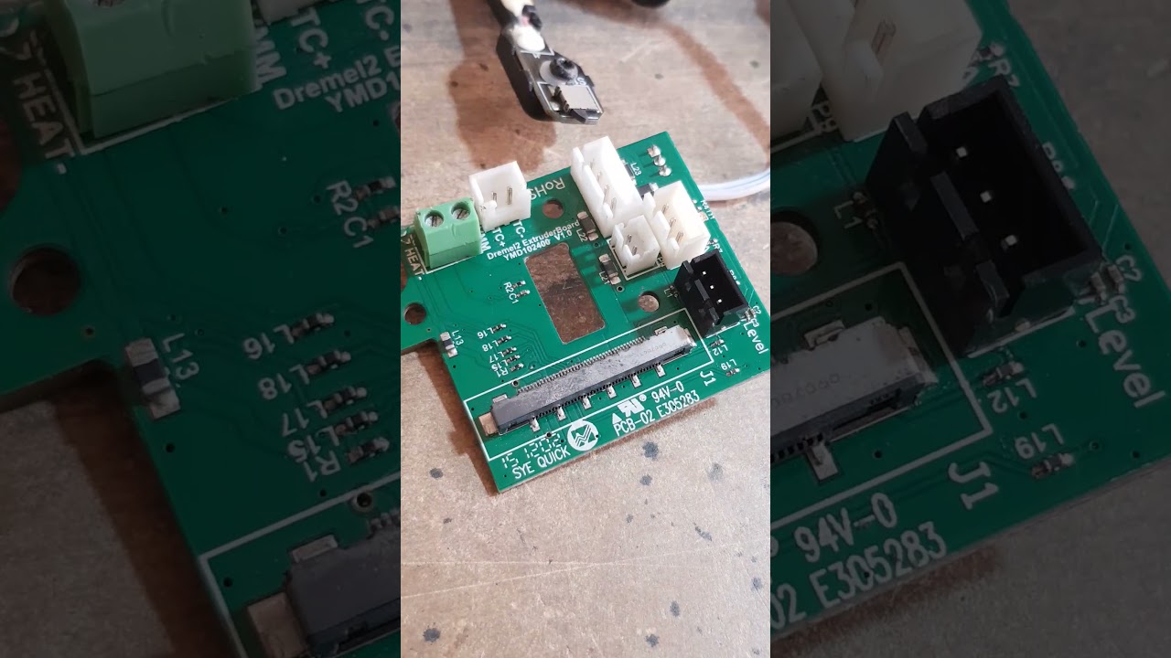 Recoplicación de videos de Tiktok Reparacion de Impresora 3d Dremel 3d40