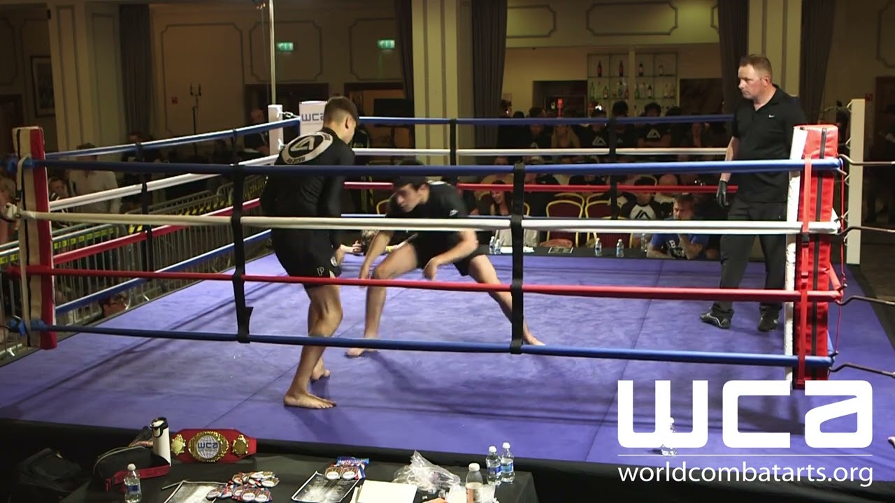 Eneko RAGUAN vs Sam MAY