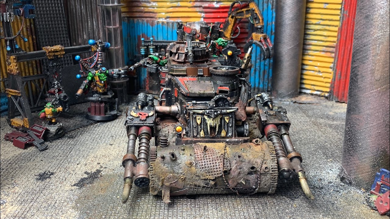 Kitbashed Scratch built 40K Ork Bonebreaker Battlewagon