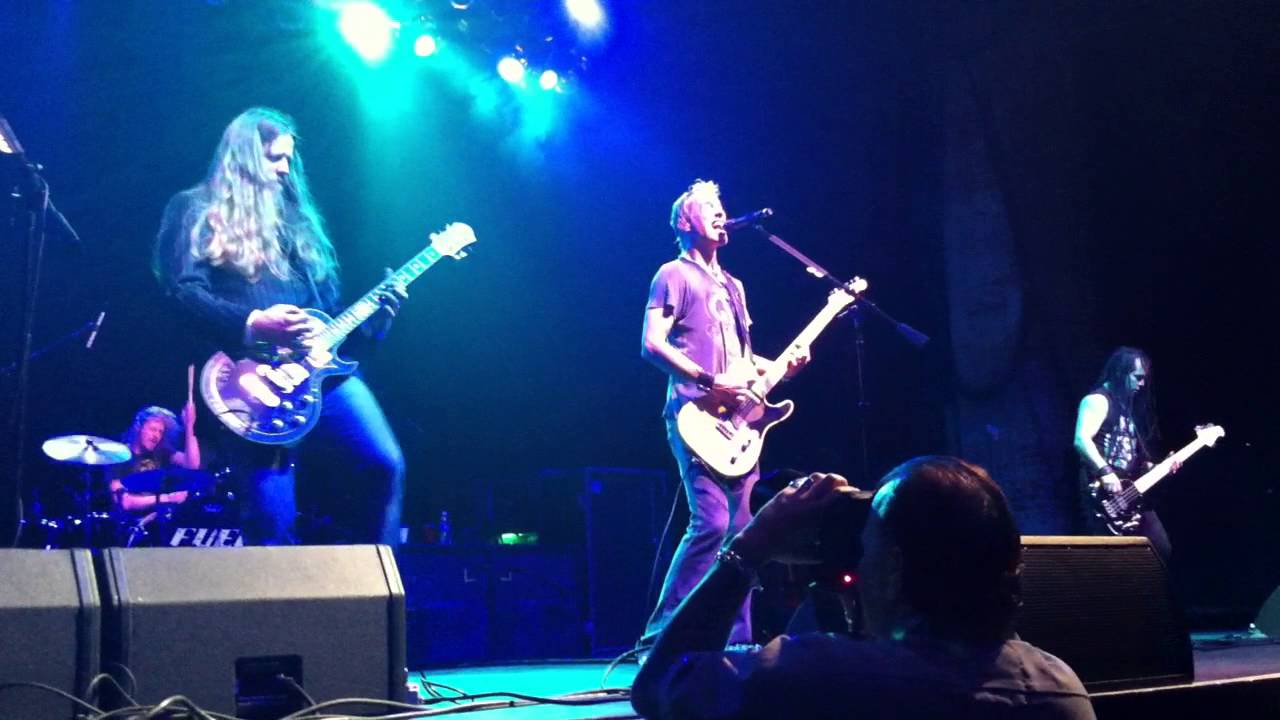 'Innocent' ~ Fuel live at the Paramount