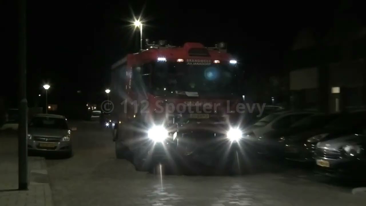 Brandweer 10-6542 met Licht Groet