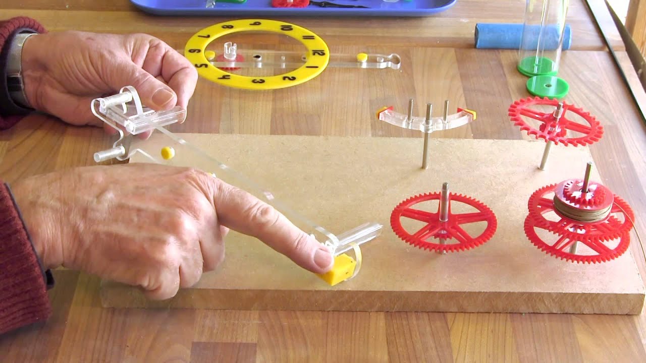 Brian Law's woodenclocks Clock 19 part 1
