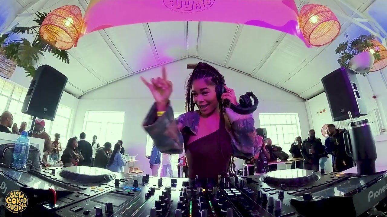 Jessica Mashaba | Slow Cooked Sundays | Amapiano & Afrohouse Mix