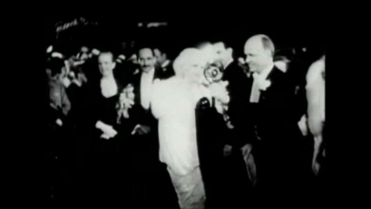 Jean Harlow at the premiere of Hell's angels 1930 (RARE EXTENDED FOOTAGE)