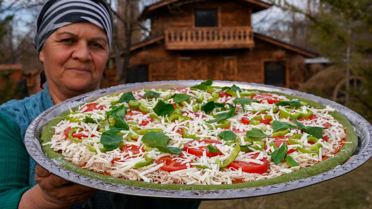 Зеленая Пицца с Курицей по Деревенски