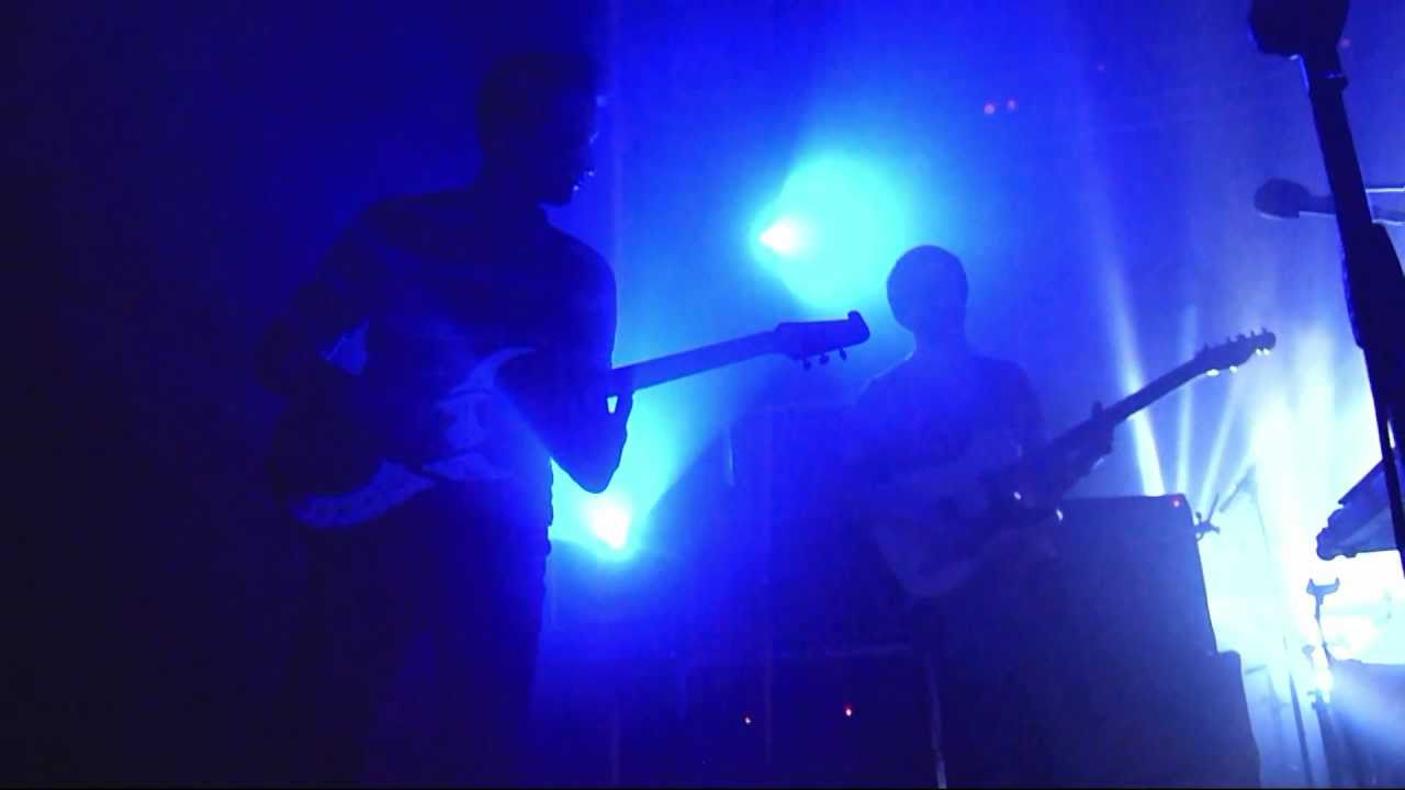 End Come Too Soon by Wild Beast live in Paris Point Ephemere
