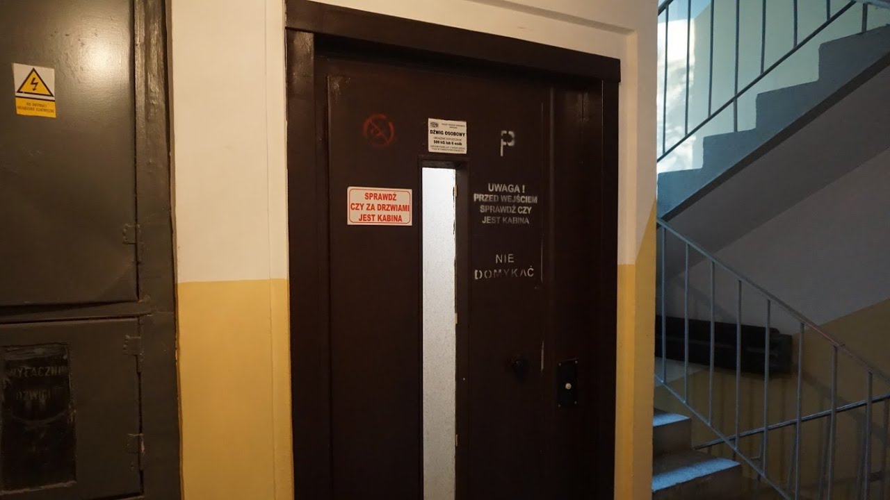 1981 ZREMB traction elevator @Ul. Basztowa 51, Wałbrzych, Poland