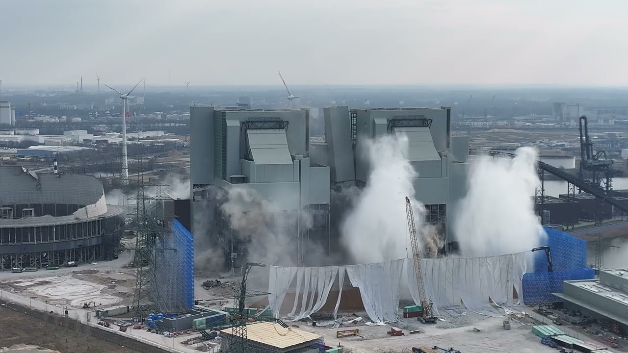 23.03.2025 Sprengung des Kraftwerk Moorburg - Kesselhaus - fehlgeschlagen