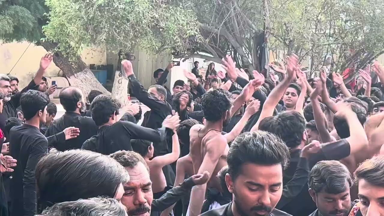 Bhari Darbar Main zahra ko relaya jis ni Anjman khandaq camatie Bhitshah Azadari 