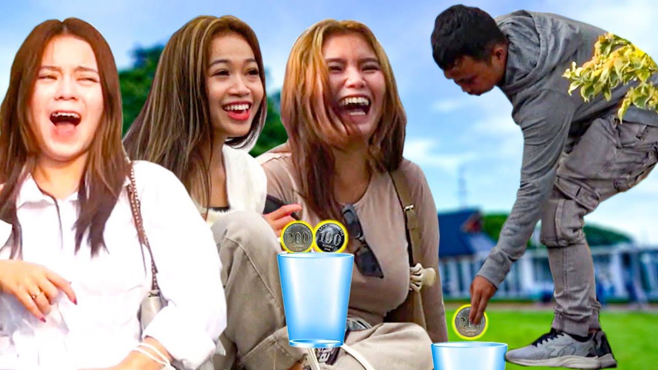 PRANK PENGEMIS PALING LUCU;  CEWEK CEWEK CANTIK INI SAMPAI KETAWA NGAKAK BANGET