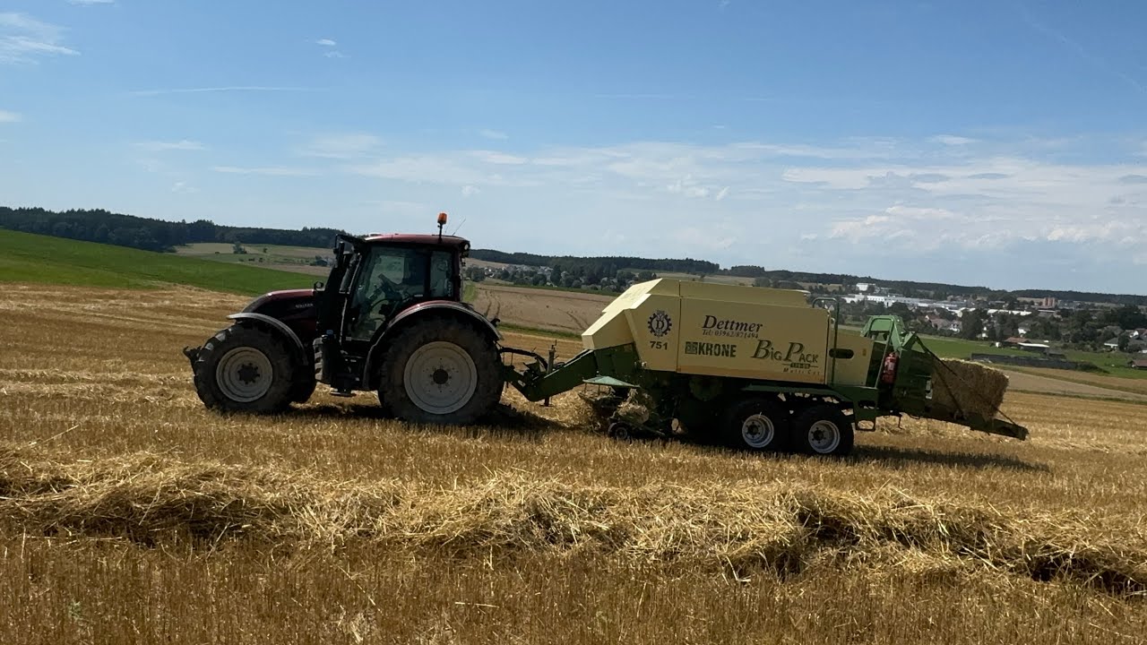 Valtra Traktor 🚜 KRONE BiGPACK Stroh Brese 751 Deuttmer