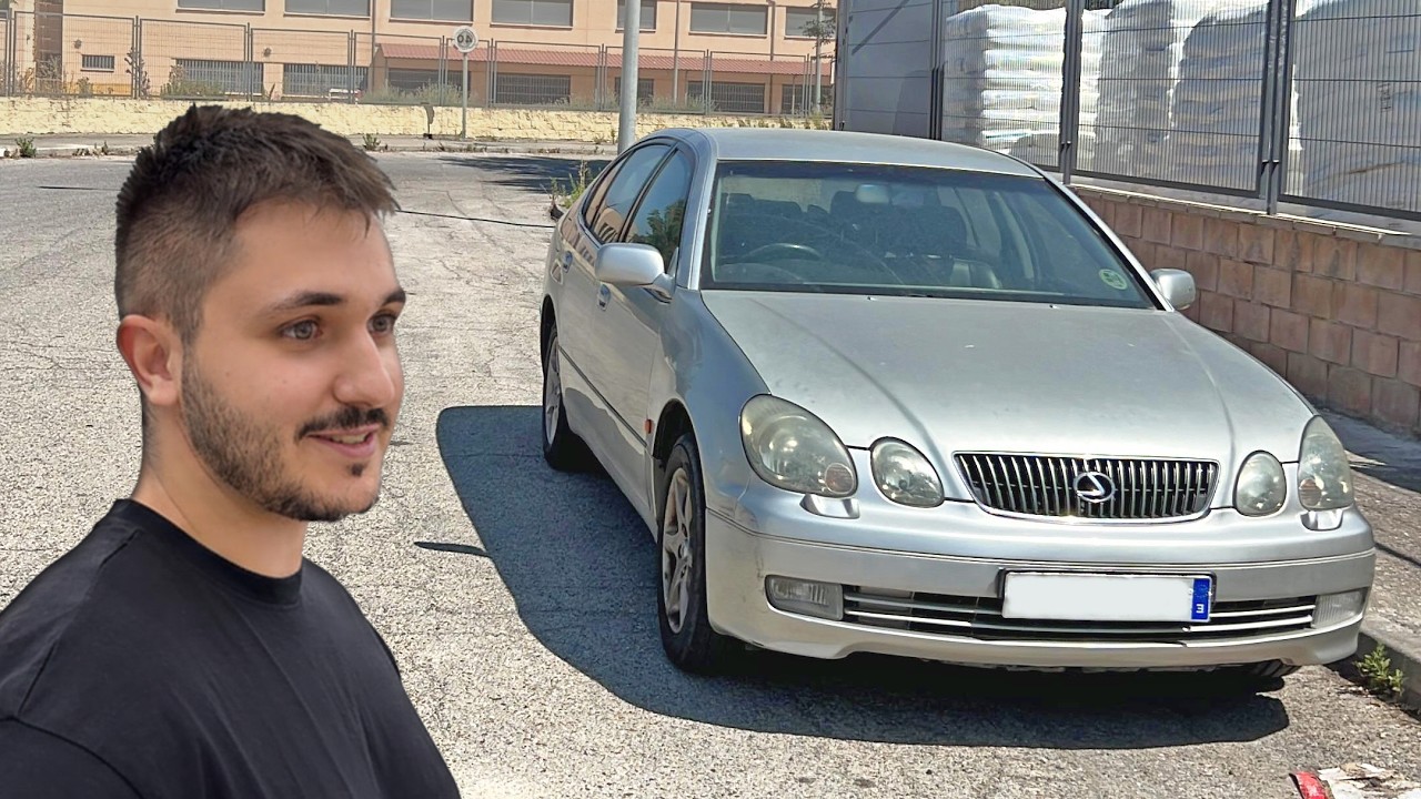 Compré un coche con motor 2JZ averiado en una subasta y lo reparé