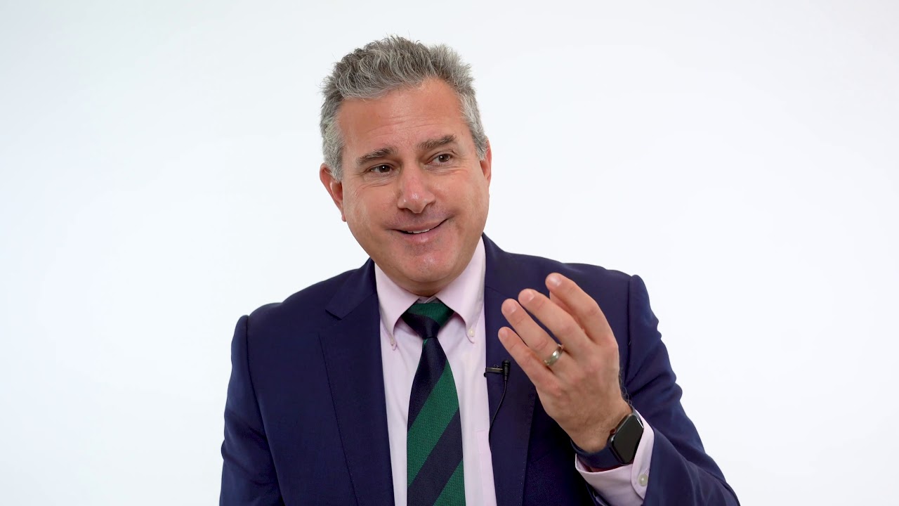 What is the recovery like following ICL surgery?