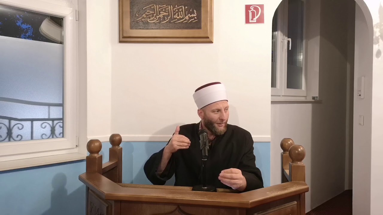 Haris Kalač-Oporučujem vam pažnju prema majci