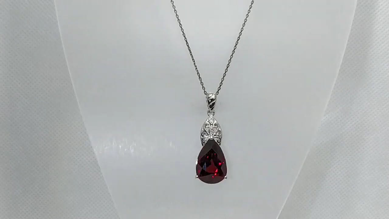 Кулон с натуральным Пироп/Альмандин гранатом 11.24 ct и белыми топазами Сертификат Серебро 925