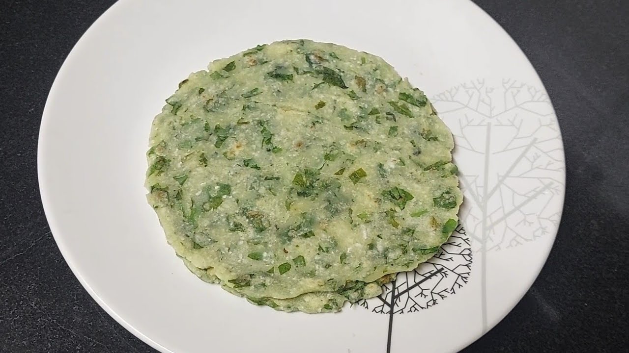 Palak Leaves Akki Roti | Spinach Akki Roti | Tasty, Crispy and Healthy Roti