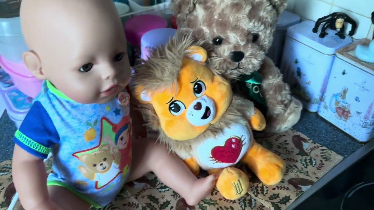 Cooking Lasagne with Baby Born Doll Jonas