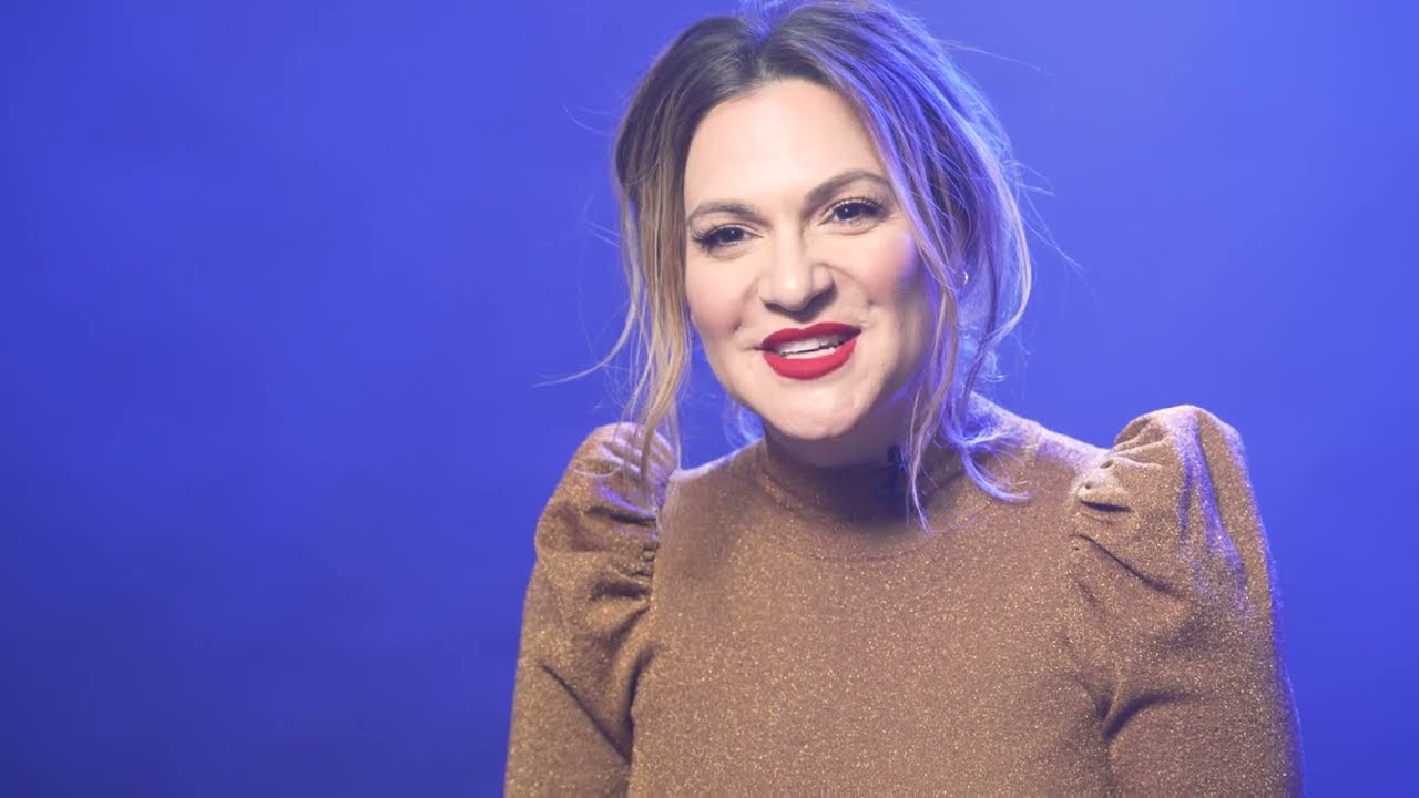 Watch Shoshana Bean Perform 'Heaven on Their Minds' From All-Female Superstar Album