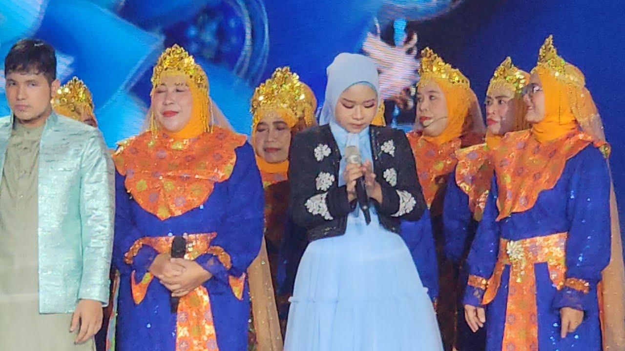 POWER VOCAL! April DA7 Guncang Panggung, Aksi Ibu-Ibu Jaksel di Akhir Bikin Ngakak
