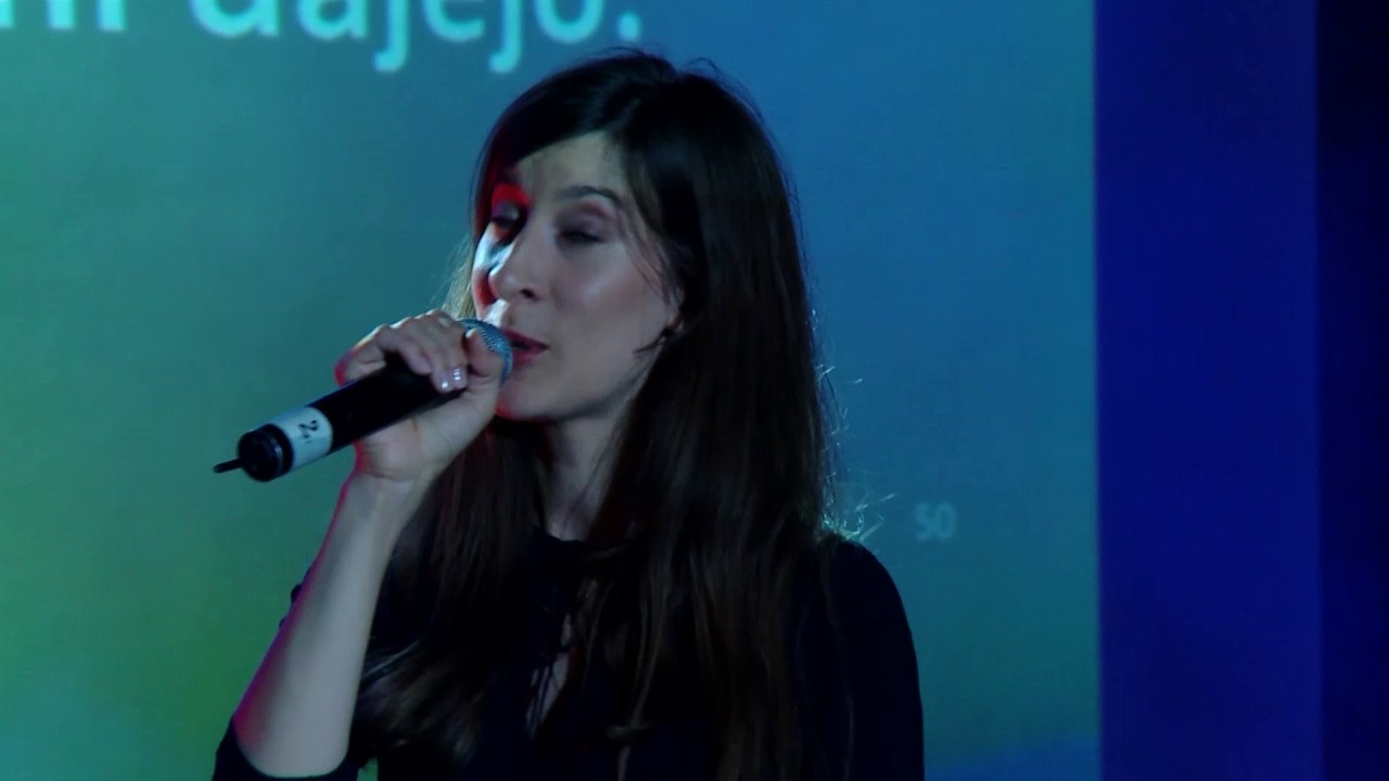 Rebeka Prelesnik - Grem s Teboj