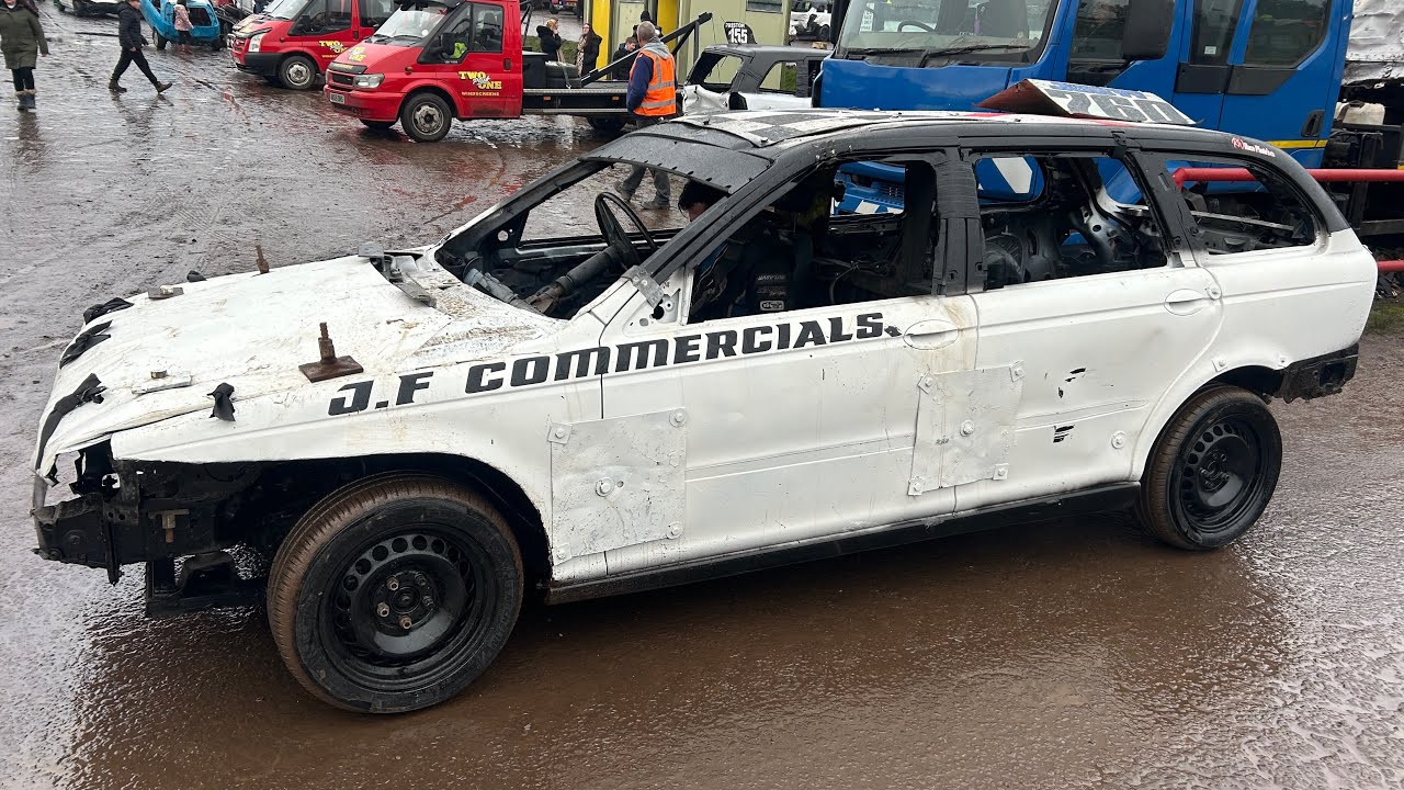 Tanks (2 Litre Bangers) Highlights! Civil War 26! Hednesford Hills Raceway 25/01/26.