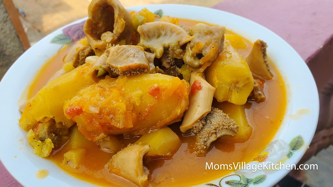 How To Cook Katogo Matooke & Offals (Matooke Ne Byenda) – Ugandan African - Mom's Village Kitchen
