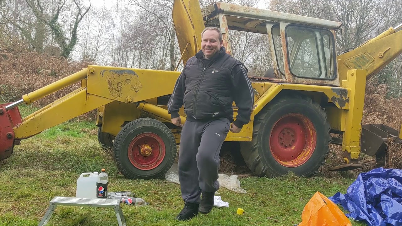 JCB 3C 1972 - Will it start?