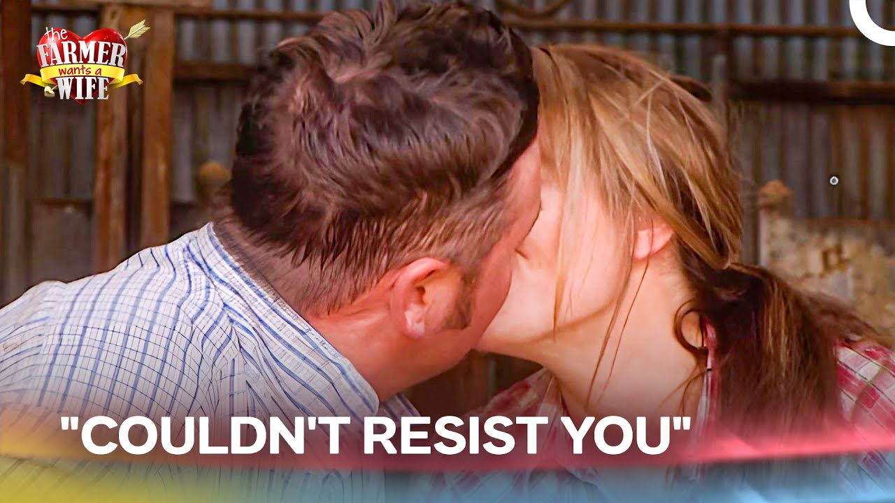 Oldest Farmer Can't Help But Steal a Kiss! | Farmer Wants a Wife Australia