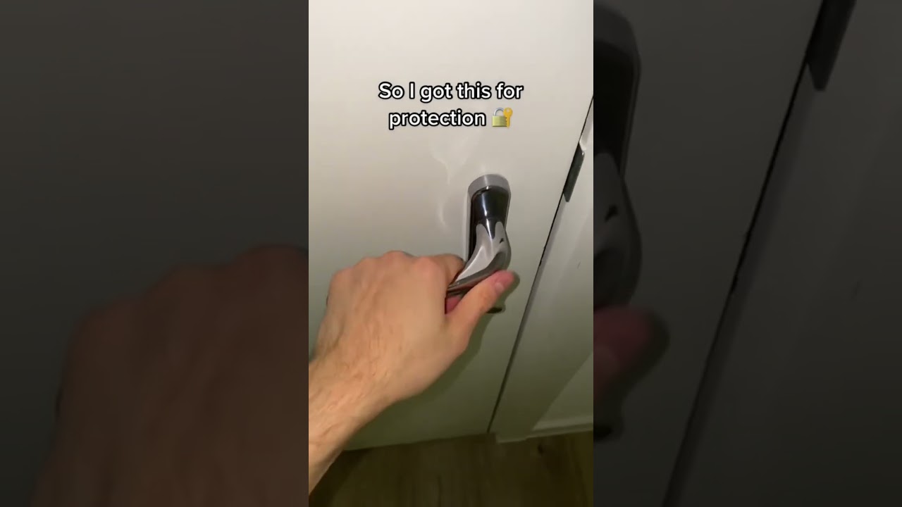 SOMEONE BROKE INTO MY HOUSE!!