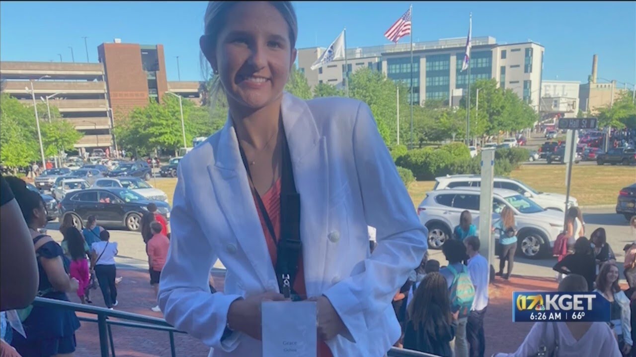 Centennial High School student wins Congress of Future Medical leaders award