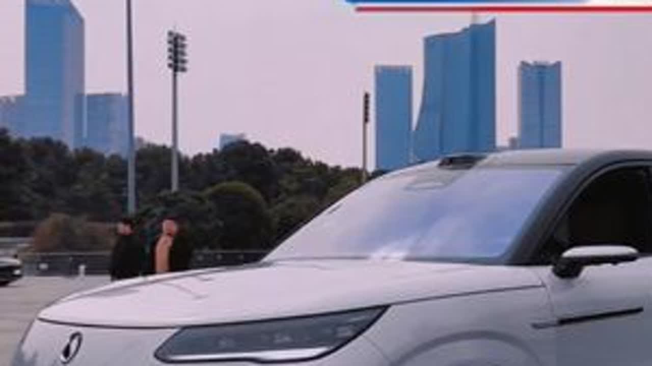 腾势N9要打造50万级最好的suv，可城可野还有易三方。 #腾势n9科技安全全能suv# 试驾体验视频来了，别人家有的它也有，比如冰箱彩电大沙发、智能驾驶，自动泊车，离车泊入等，它有的别人家未必...