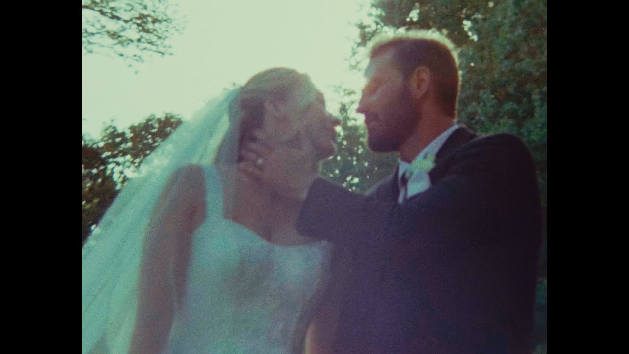 Super 16mm Film + Sony FX3 Hybrid | Kingwood Center Gardens | Wedding Film
