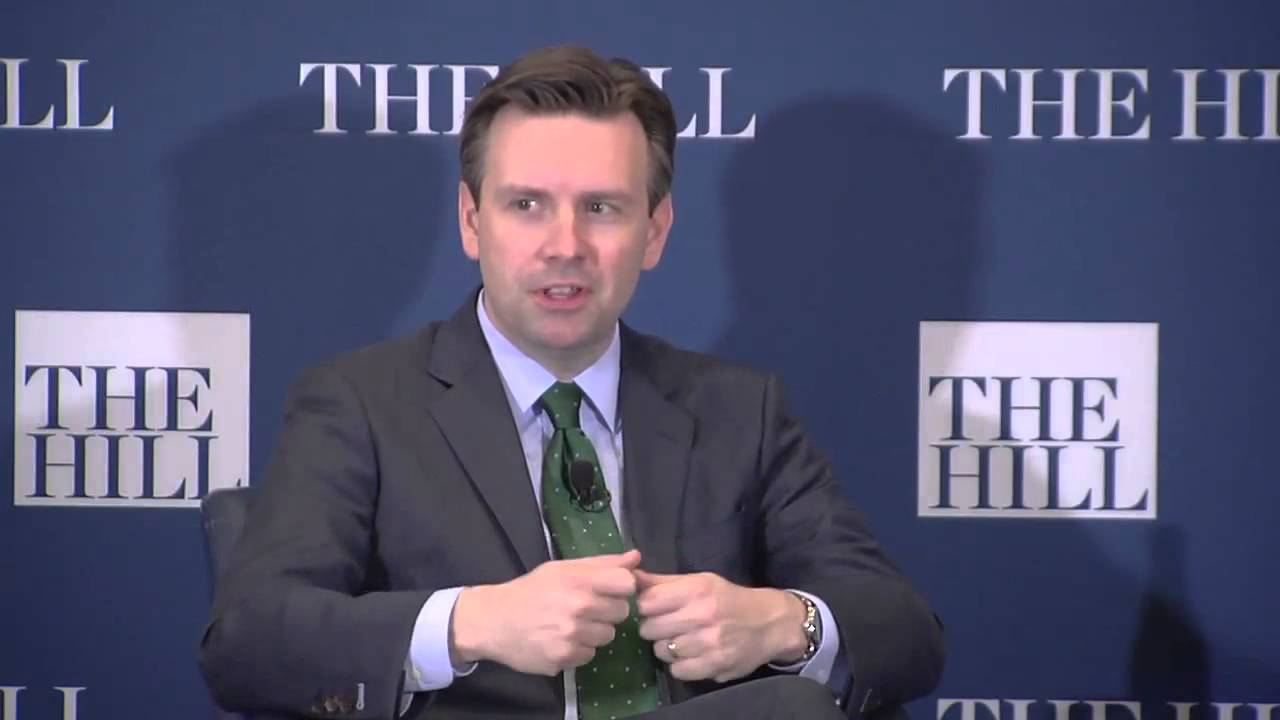 Inside Obama's White House: Josh Earnest