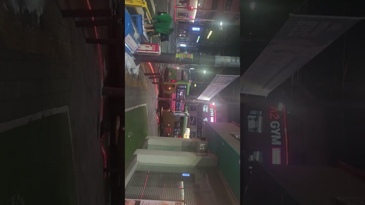 (연애학개론) Eddie씨 같으면 누구를 선택하시겠어요(학력은 출중하나 남편을 atm기로. 아는 사람 vs 학력은 부족하나 고민정 의원 같은 사람)