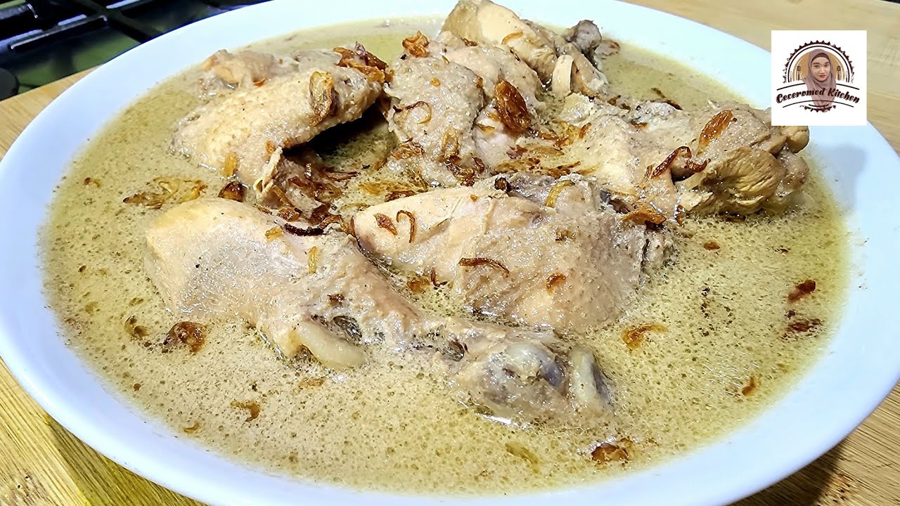OPOR AYAM PUTIH, SAVE DULU RESEPNYA UNTUK SAJIAN LEBARAN.