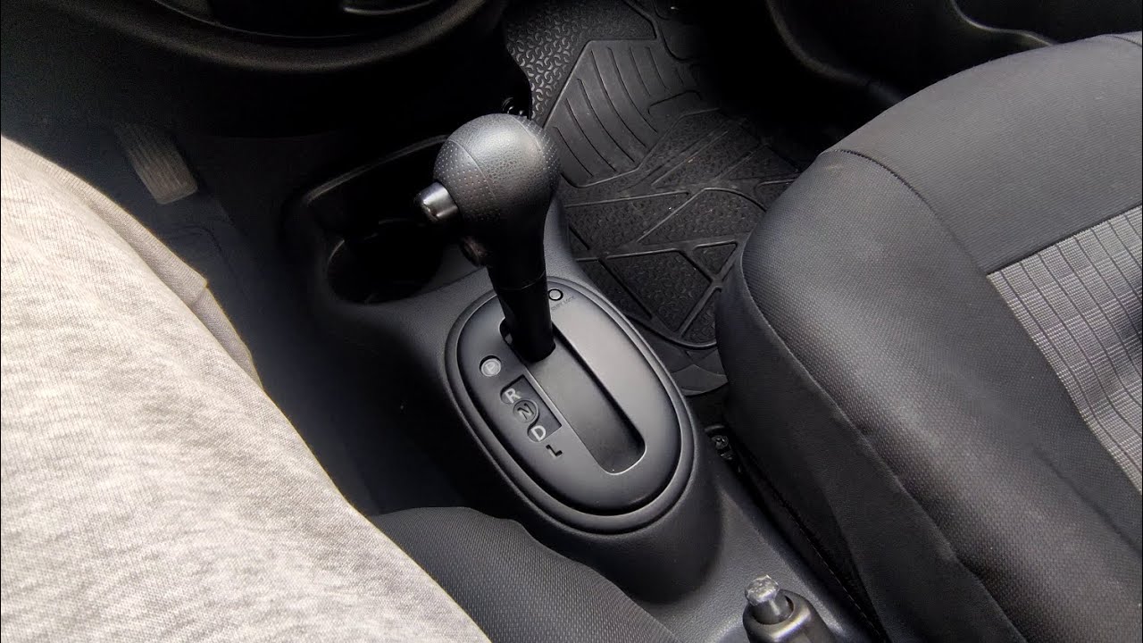 Πως να οδηγήσετε αυτόματο αυτοκίνητο | How to drive a car with an automatic gearbox (English Subs)