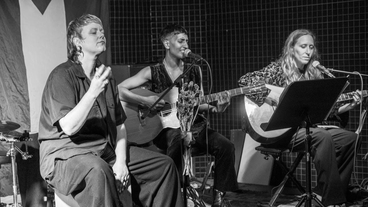 Dogviolet – Dandelion (Live Acoustic)