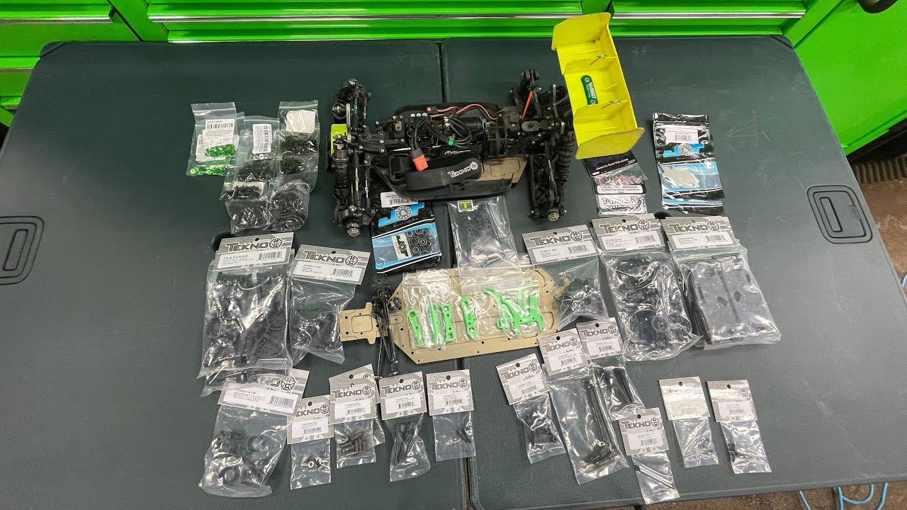 Converting my Tekno EB48 2.0 to a 2.2 with Tekno-ti goodies 