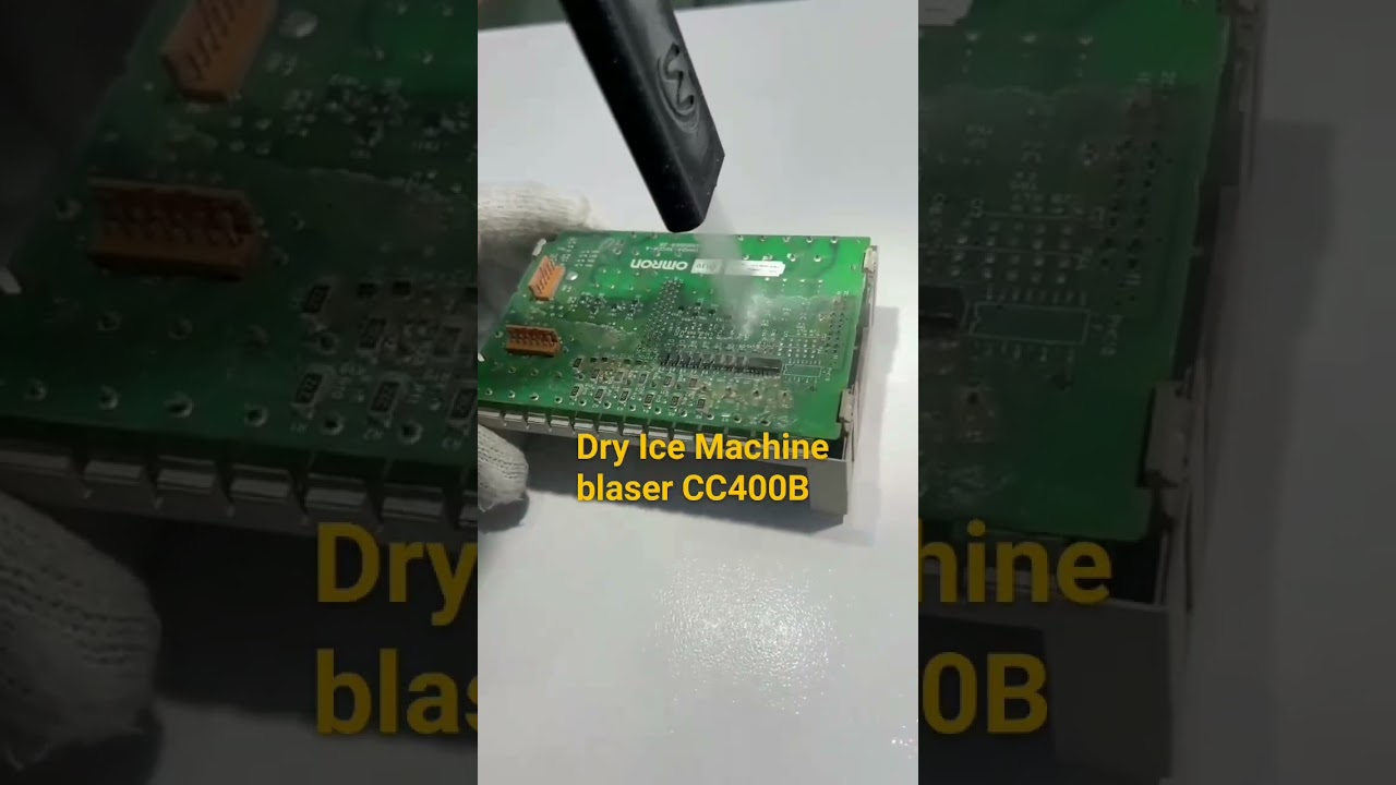 Good performance-Dry Ice Blaster CC400B Is Cleaning a PCB.