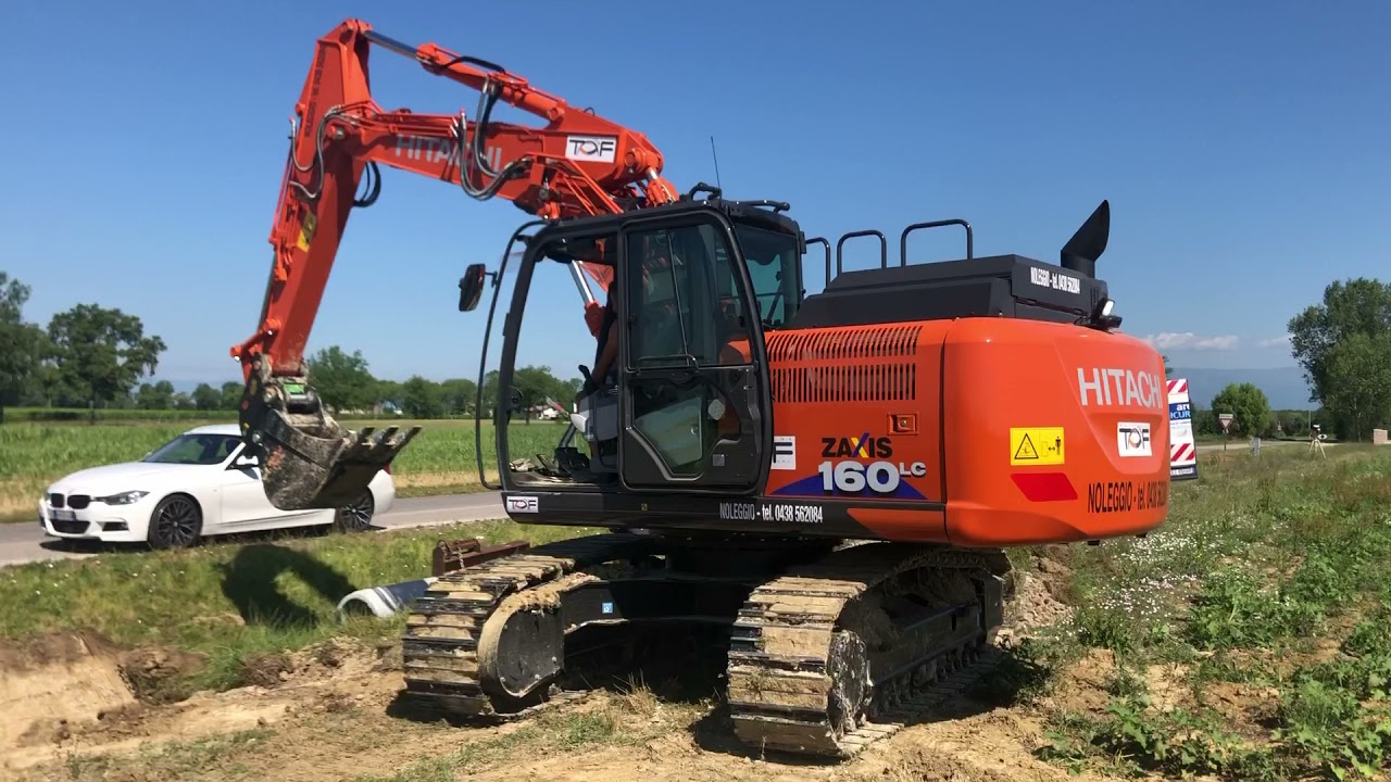 ESCAVATORE TRIPLICE HITACHI ZX160.6T - NOVITA DISPONIBILE A NOLEGGIO