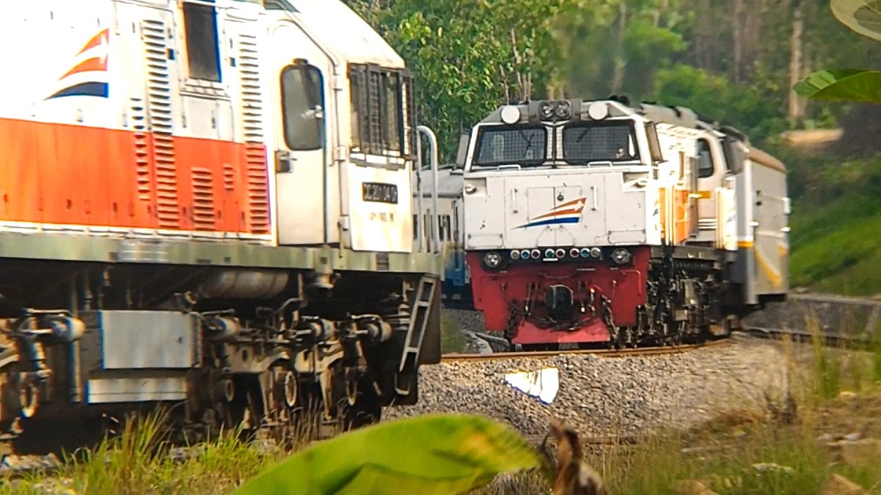 10 Momen Langka Perkeretaapian Indonesia